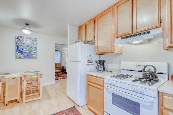 Seventh Street Select image 6