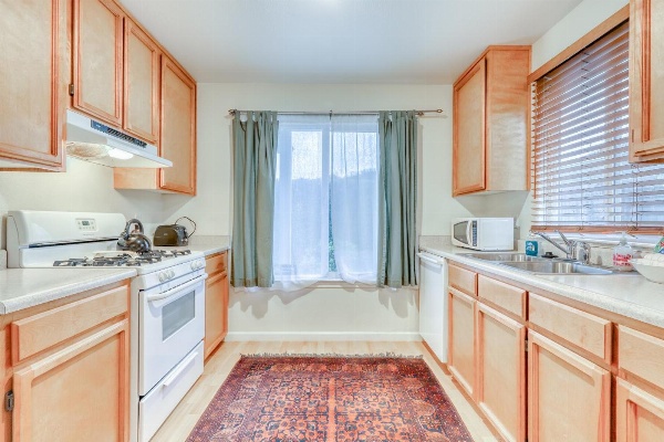 Seventh Street Select image 7